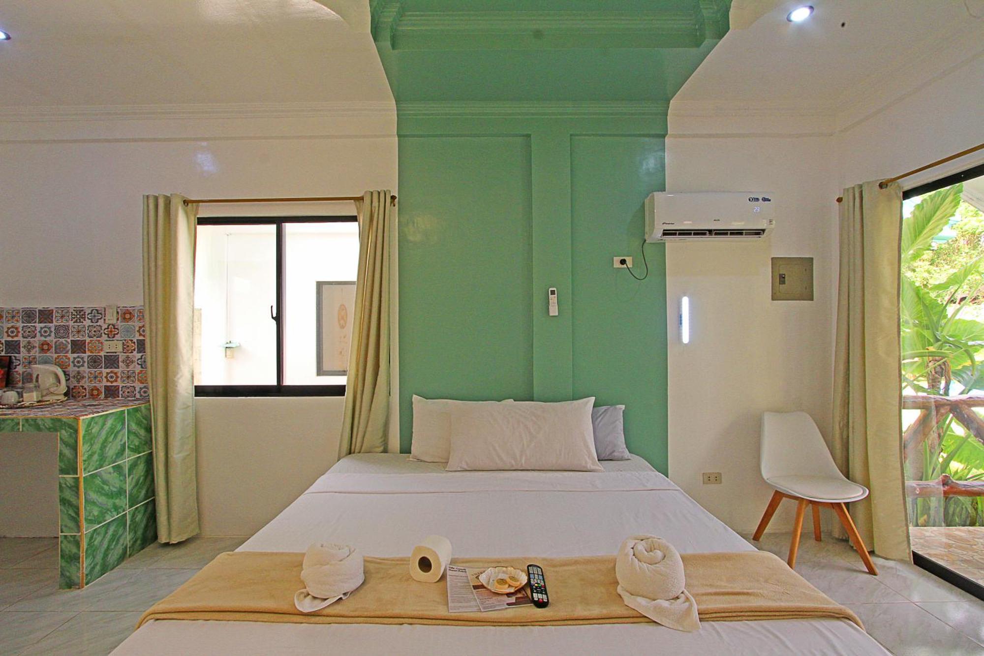 Villa Consolacion Resort جنرال لونا المظهر الخارجي الصورة