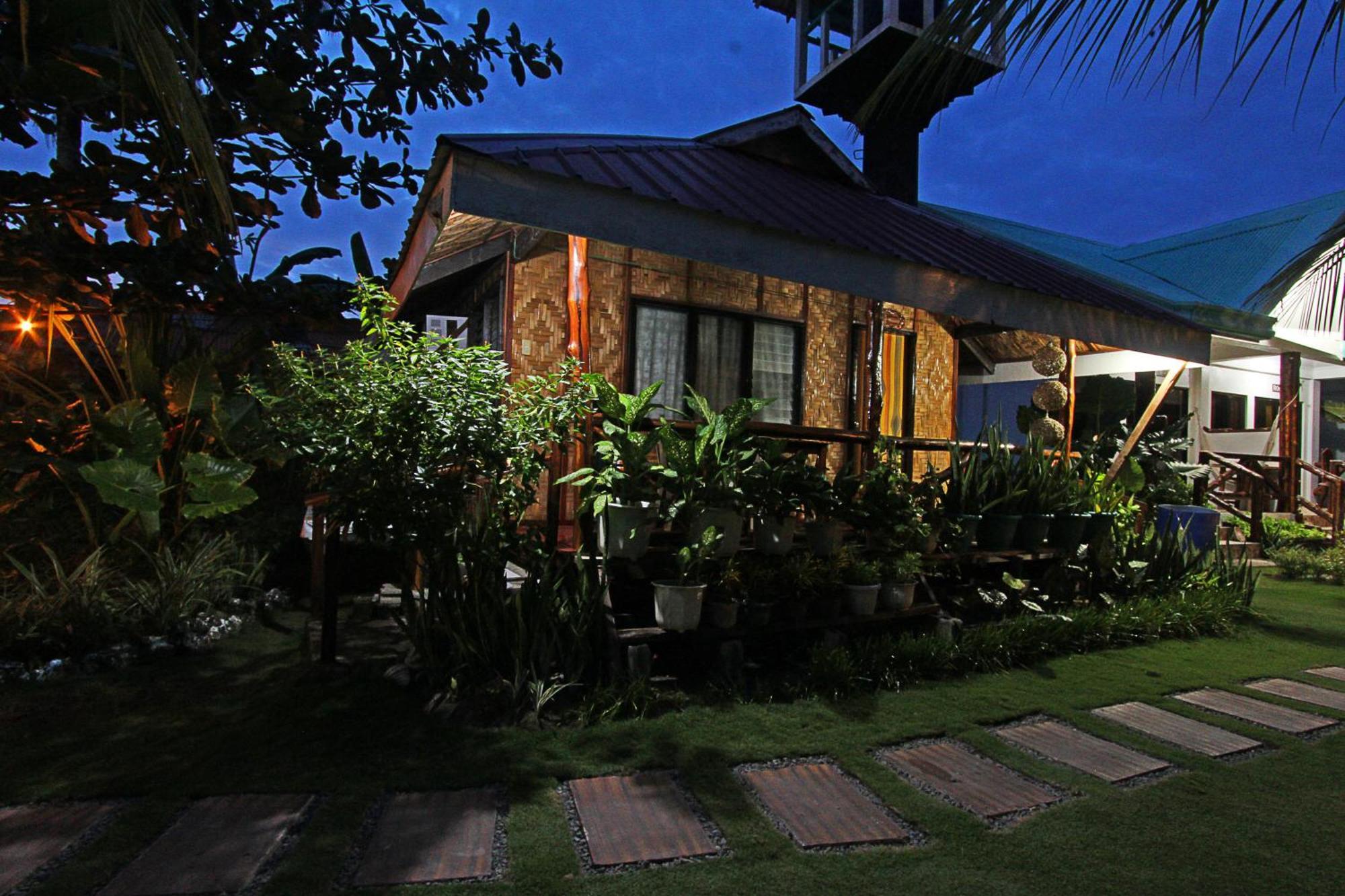 Villa Consolacion Resort جنرال لونا المظهر الخارجي الصورة