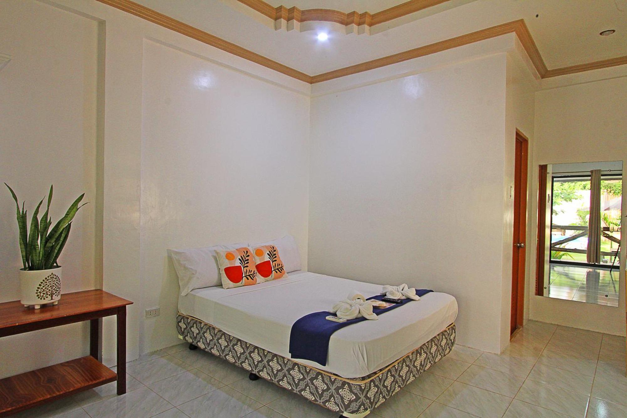 Villa Consolacion Resort جنرال لونا المظهر الخارجي الصورة