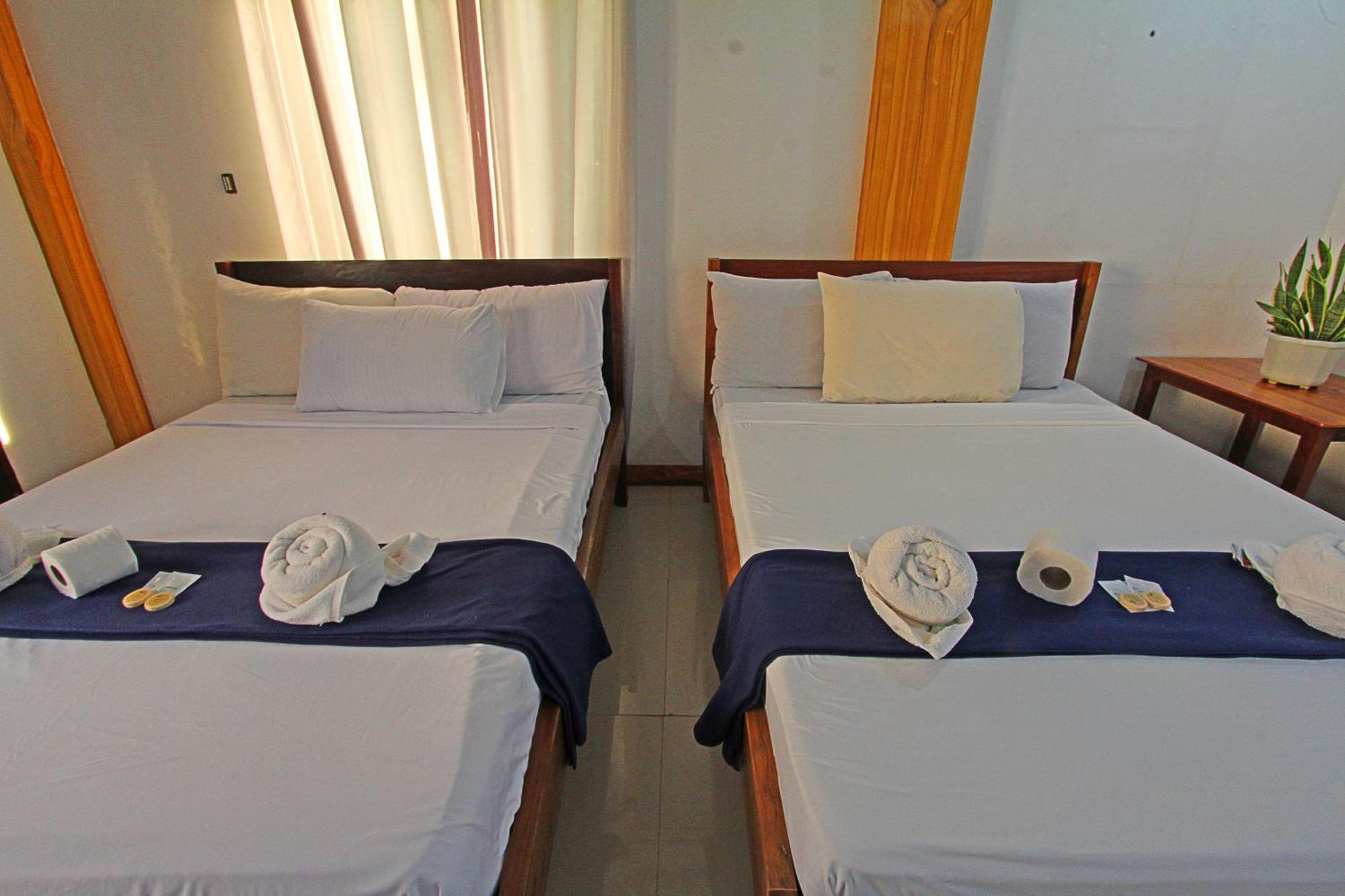 Villa Consolacion Resort جنرال لونا المظهر الخارجي الصورة